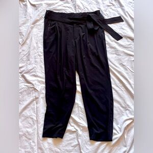 Athleta Skyline 2 pant size 10 petite in black